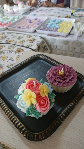 ソイフラワーキャンドルレッスン ソイフラワーのカップケーキキャンドル