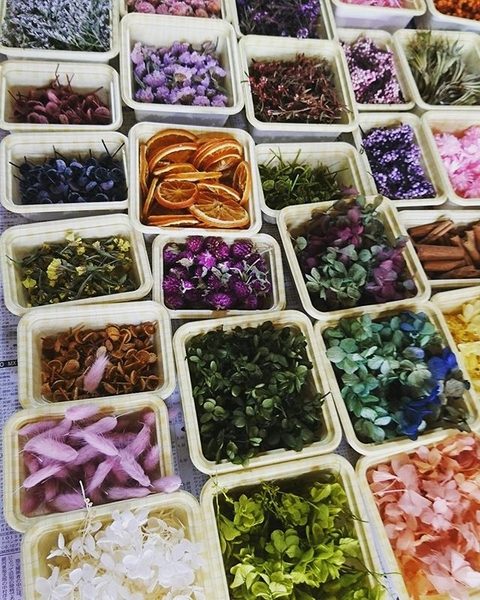 川越市内小学校の家庭教育学級にてアロマワックスサシェ講座